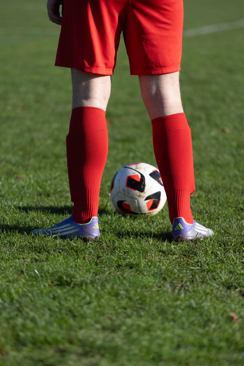 Grayshot Red Devils Football Free Kick